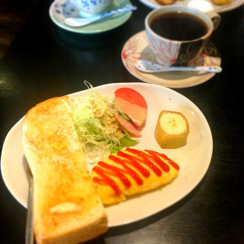 トーストセットのオムレツ付き(匠珈琲　恵時尊 )