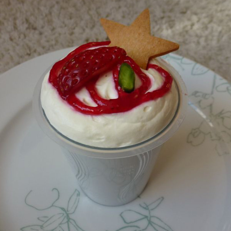 いちごカップ(十勝トテッポ工房)