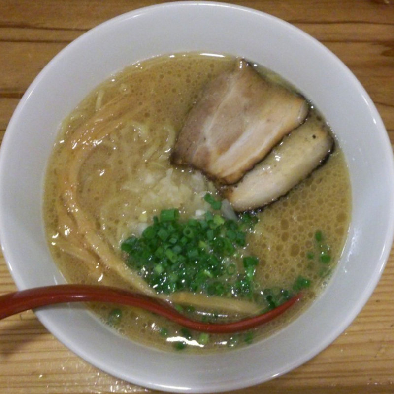 しょうゆラーメン　こくうま(十夢)