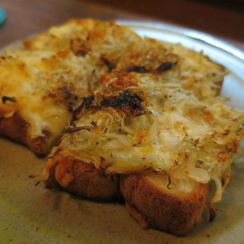 しらすチーズトースト(千喜千輝)