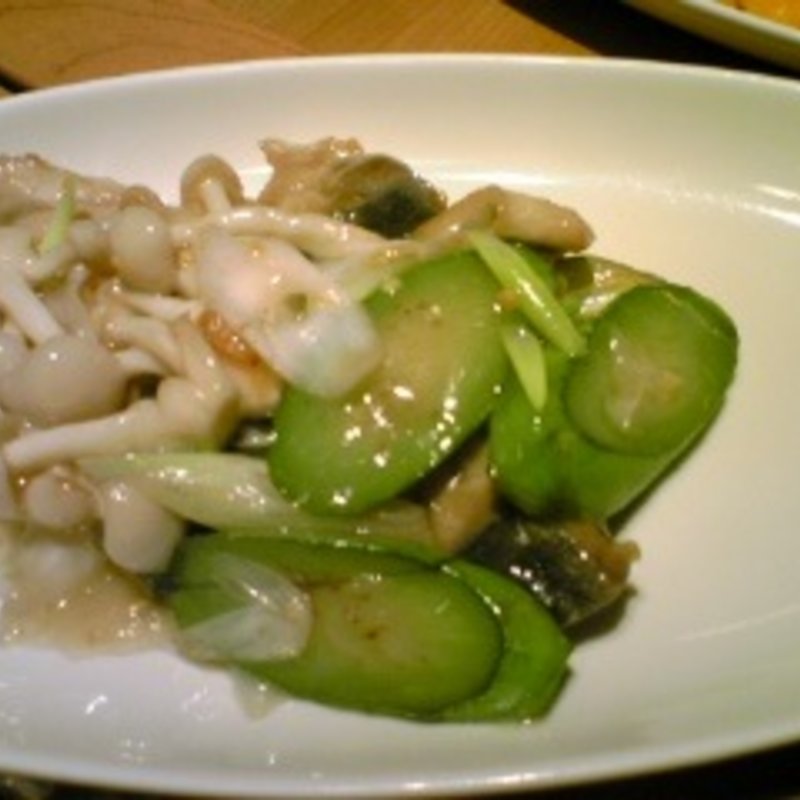 ザーサイと野菜の炒め物(南国酒家)