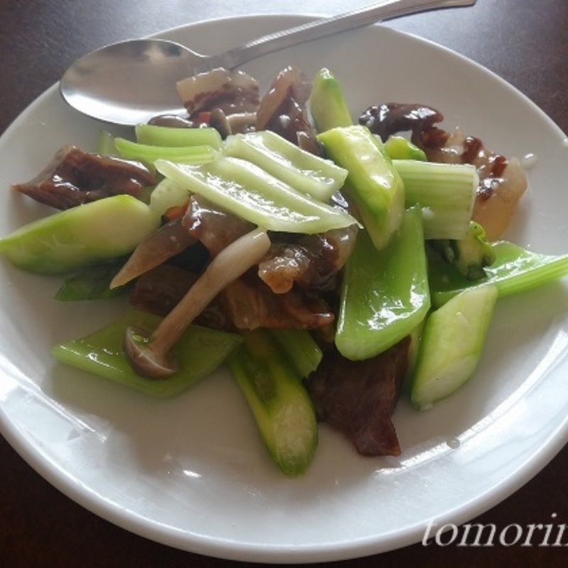干し豚肉と野菜炒め(南粤美食)