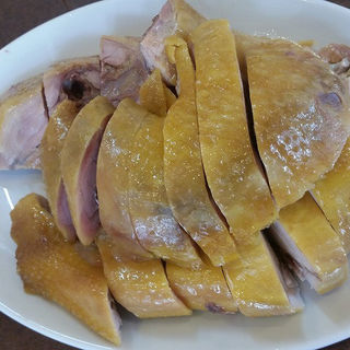 東江塩焗鷄 (丸鶏の塩蒸し)(南粤美食)