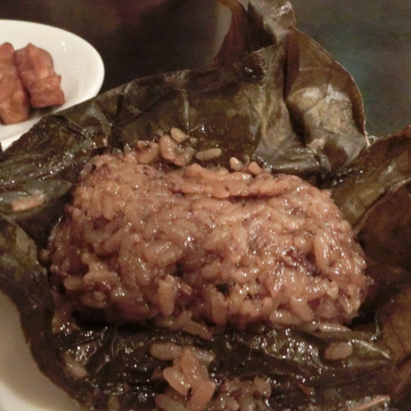 もち米の蓮の葉包(南翔饅頭店 六本木ヒルズ店)