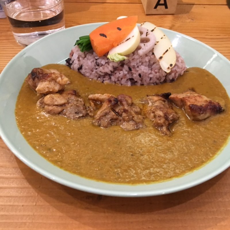 ジャークチキンカレー(南青山野菜基地)