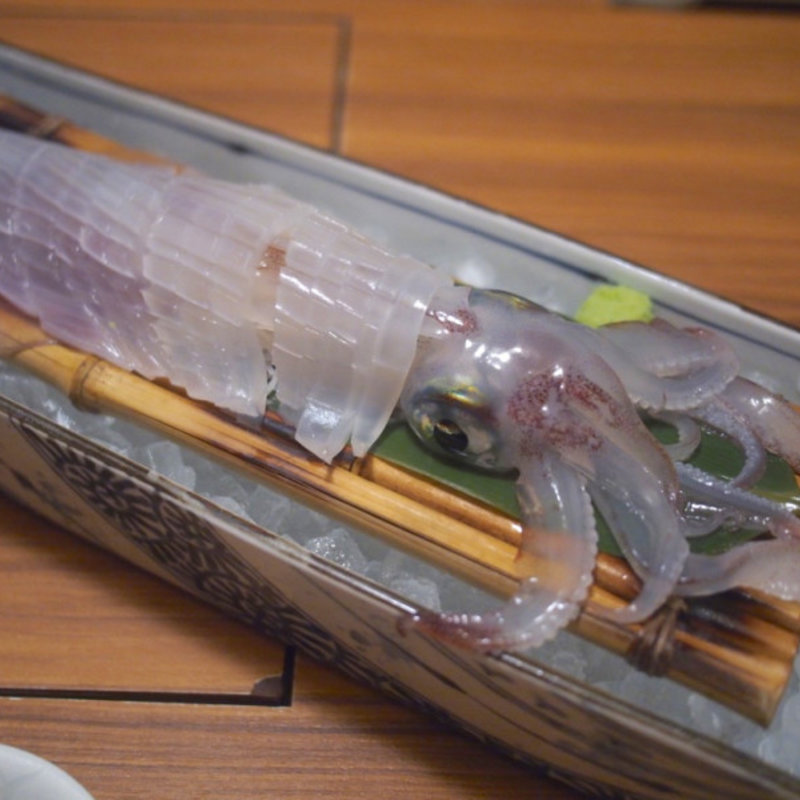 呼子のイカ(博多 表邸)