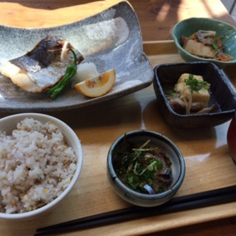 鰆の塩焼き定食(博多ほたる 銀座店)