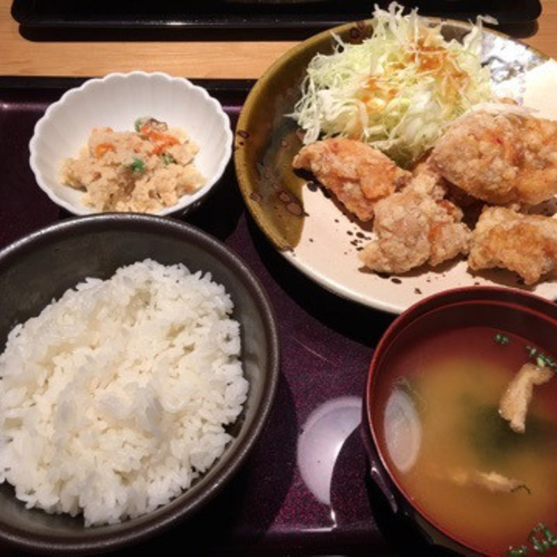 鳥の唐揚げ明太風味定食(博多もつ鍋やまや 名古屋駅店)
