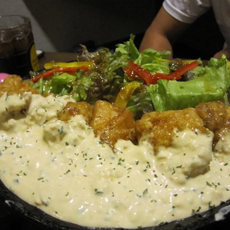 鶏の唐揚げ(博多もつ鍋 二十四 天神西通り店 （はかたもつなべ にじゅうよん）)