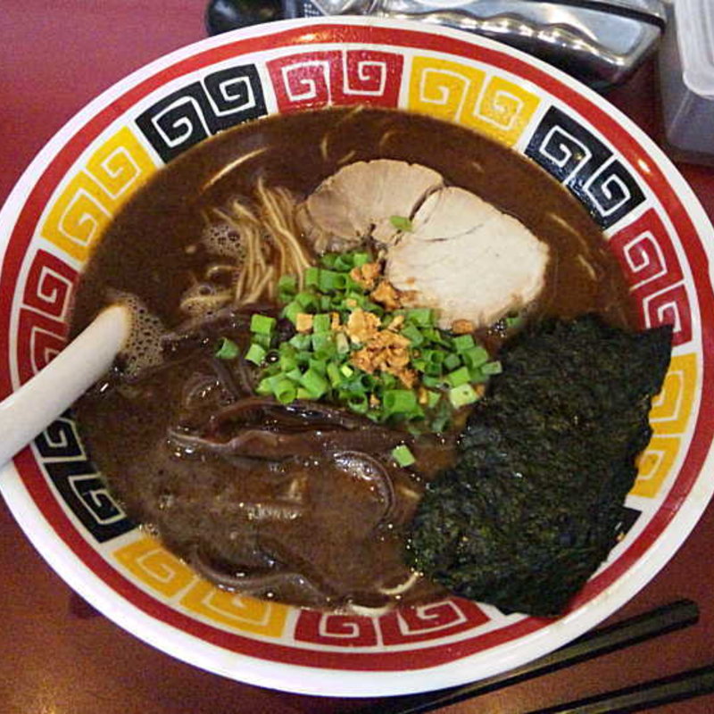長浜ラーメン（黒）(博多一凛 )