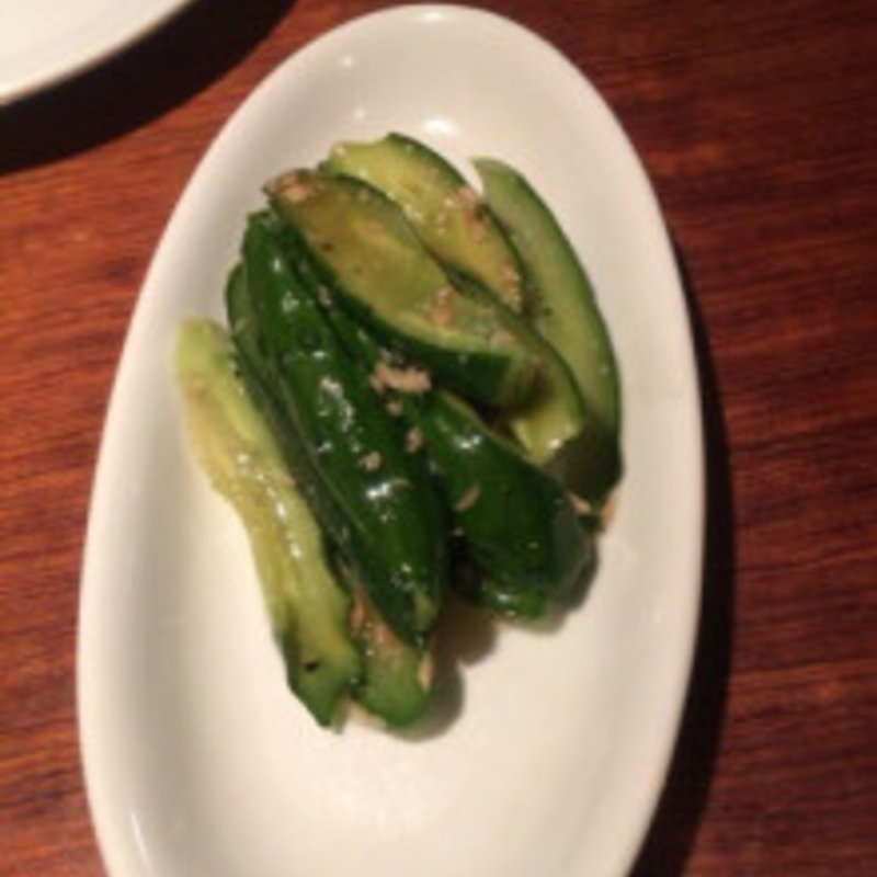 たたききゅうり(博多八百萬 ハカタヤオマン)