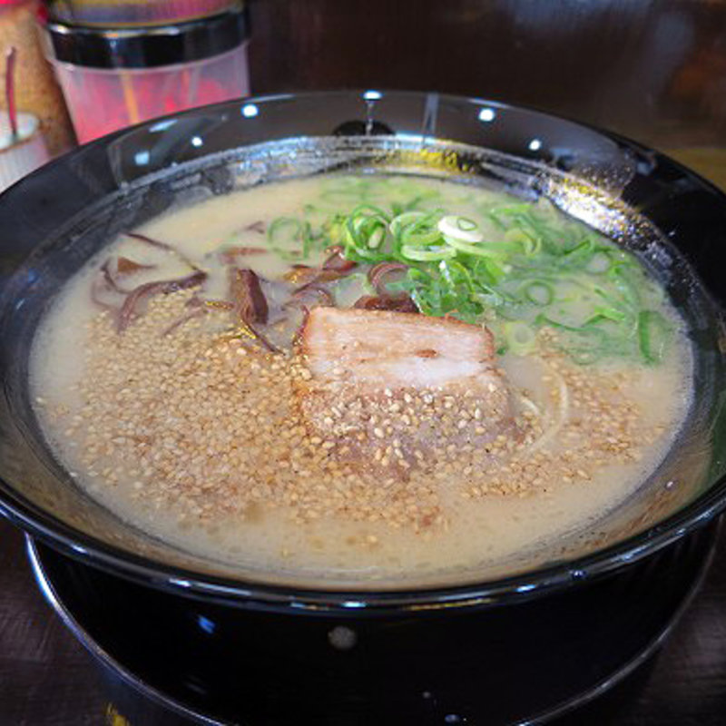 一心ラーメン(博多屋台 一心 （ハカタヤタイ イチシン）)