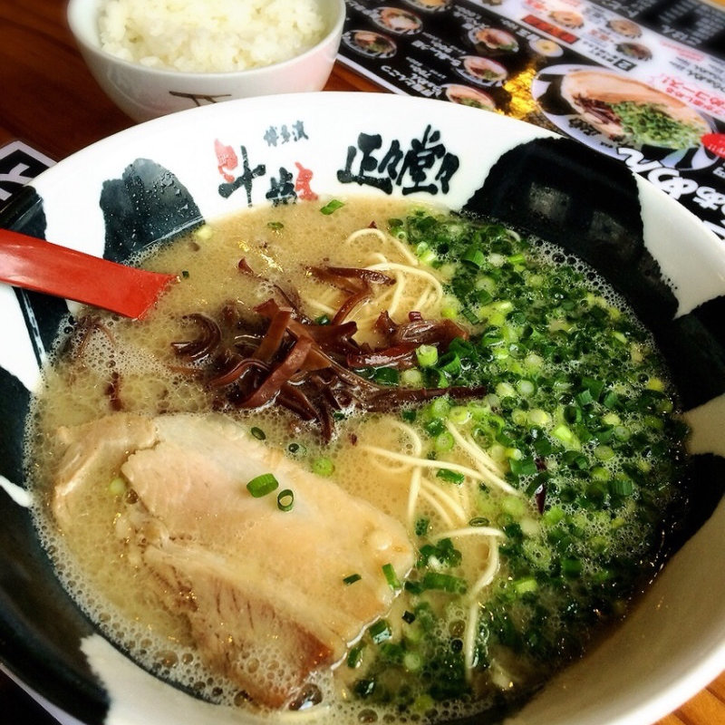 とんこつらぁめん＋ライスのセット(博多流斗樹 八丁堀店 )