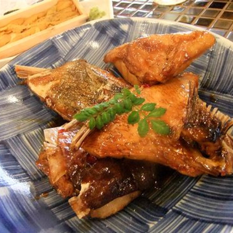 あら炊き(博多漁家磯貝 しらすくじら 博多駅前店)