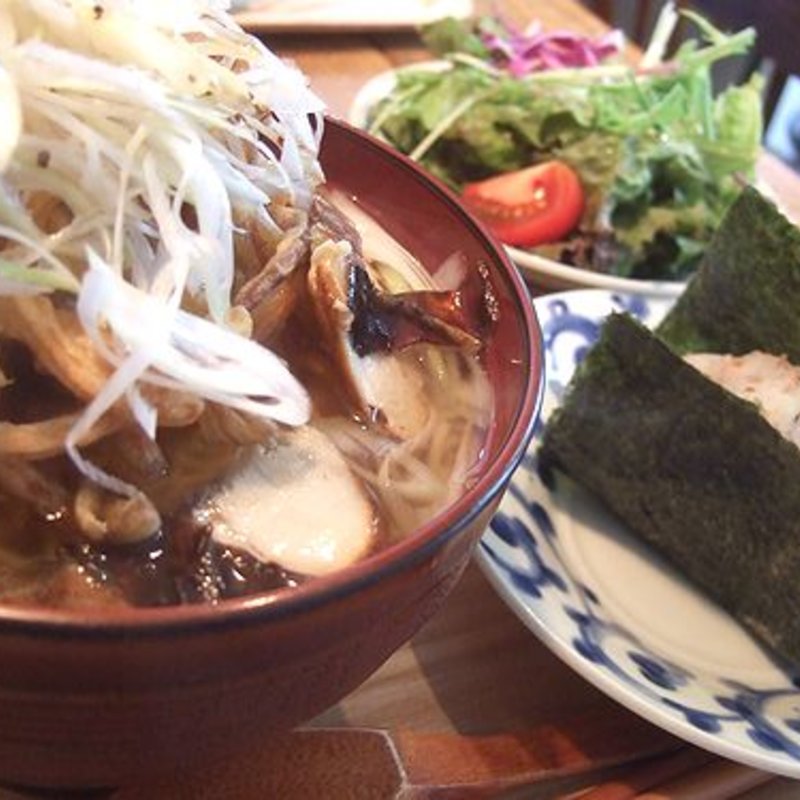魚男ラーメン(博多炉端 魚男)