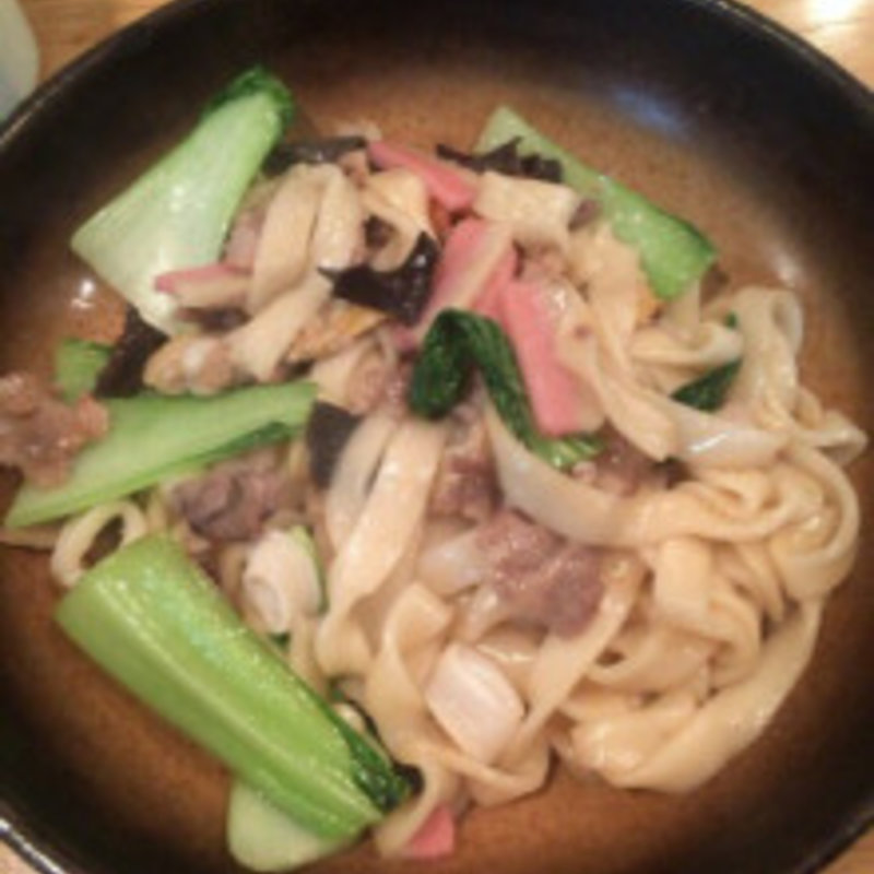 海鮮焼きうろん（やきうどん）(博多炊き餃子　池ぽん)