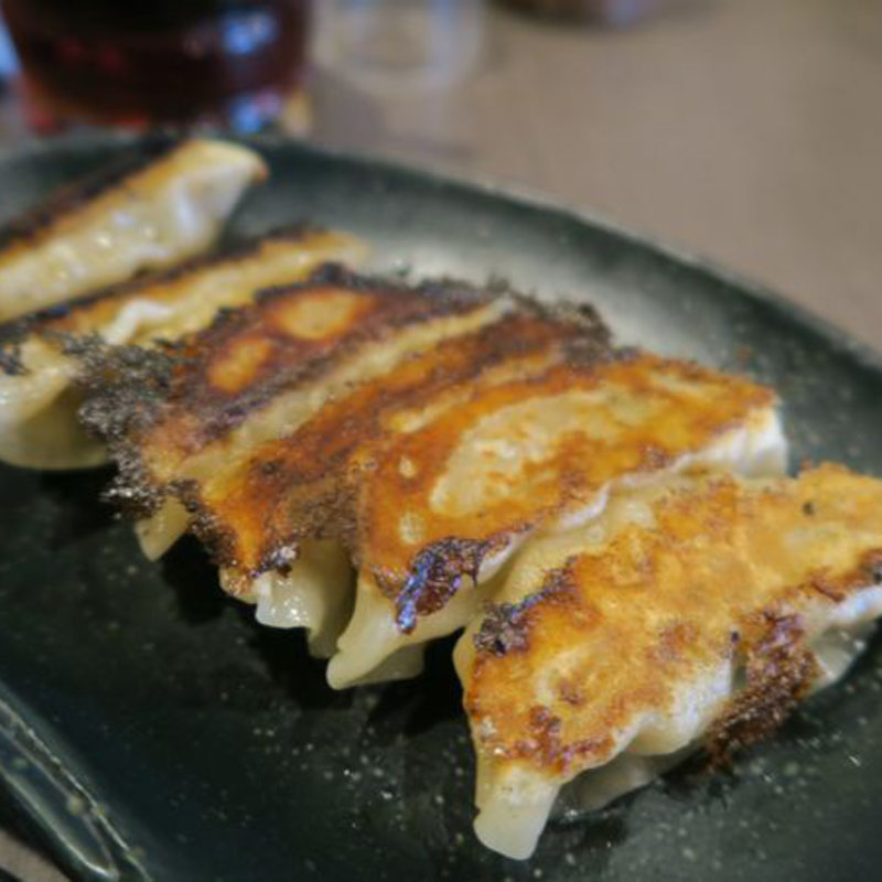 餃子(博多とんこつラーメンまるせん)