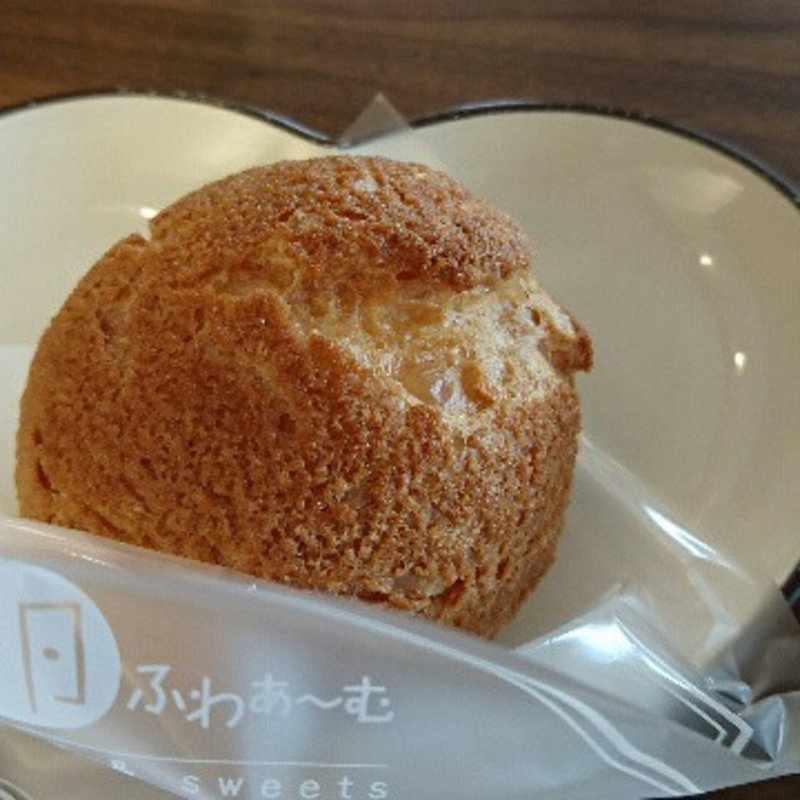 シュークリーム(卵 卵(らん らん) ふぁーむ)