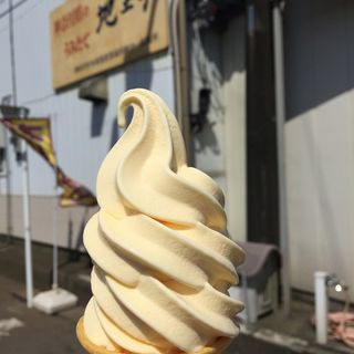 きいろいソフトクリーム(卵菓屋)