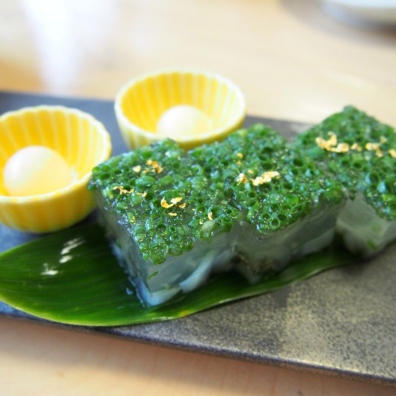 スッポンの煮凝りと有精卵(友栄 （ともえい）)