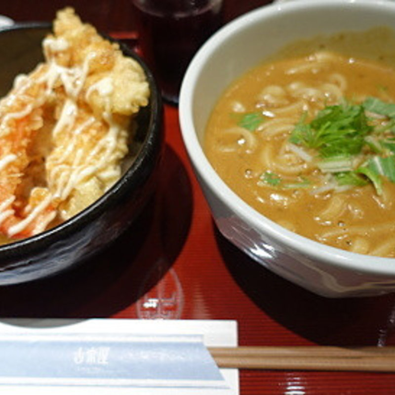 カレーうどん（デフォルト）(古奈屋 巣鴨本店)