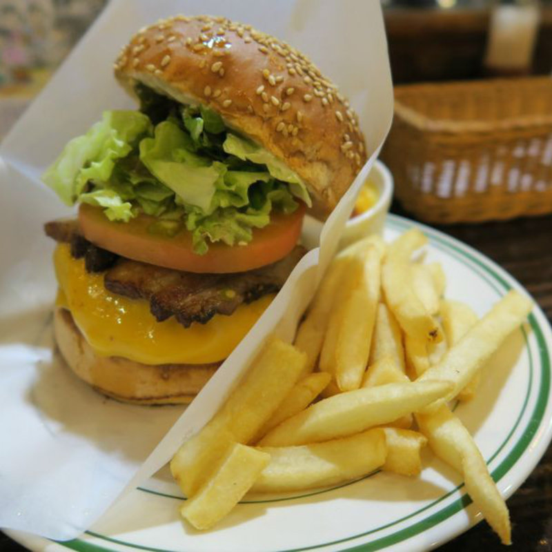 黒田庄和牛100％　古時計バーガーランチ(古時計 （フルドケイ）)