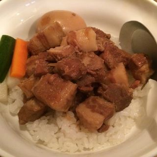 ルーロウファン(月和茶)