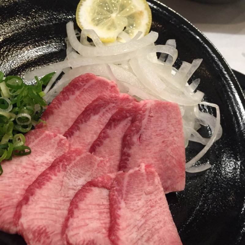 タンの刺身(吉 （キチ）)