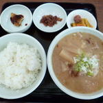 豚汁定食(吉田とん汁店 )