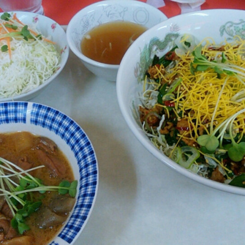 そぼろ丼(味の関所　好来 )