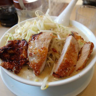 白味噌　豚から揚げ盛り(味噌らーめんの店 しなり丸 )