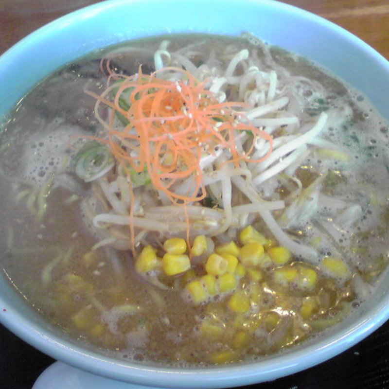 味噌ラーメン(味美 藤田屋 湯沢店 （黒豚と比内鶏を飼育するラーメン屋）)