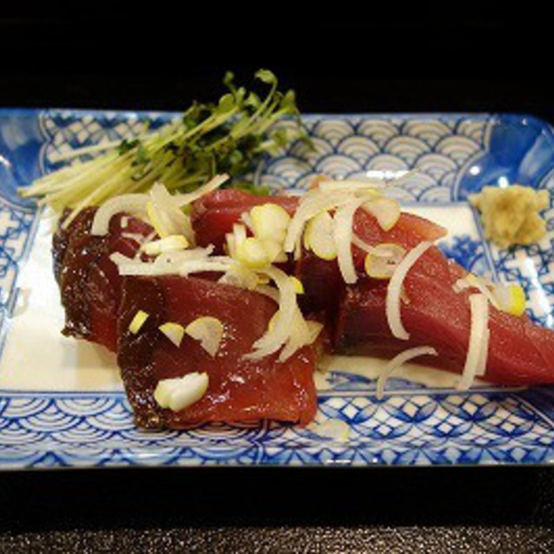 鰹刺し(味膳すずき)