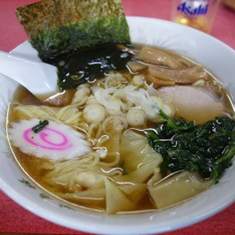 ワンタン麺(中華・とんかつ 味角樓)