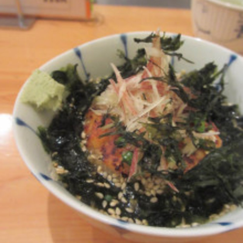 サッパリ　梅入り味噌焼きおにぎり(味農家)