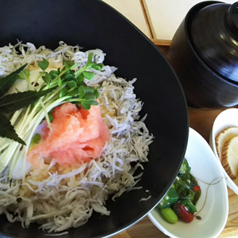 しらす丼(和cafe こころね ルミネ荻窪店 （ワカフェココロネ）)