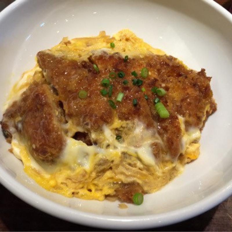 ミルフィーユカツ丼(和創だいにんぐ　やおまん)