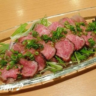 横須賀ビーフのたたき風(和膳と酒肴 廚（くりや）)