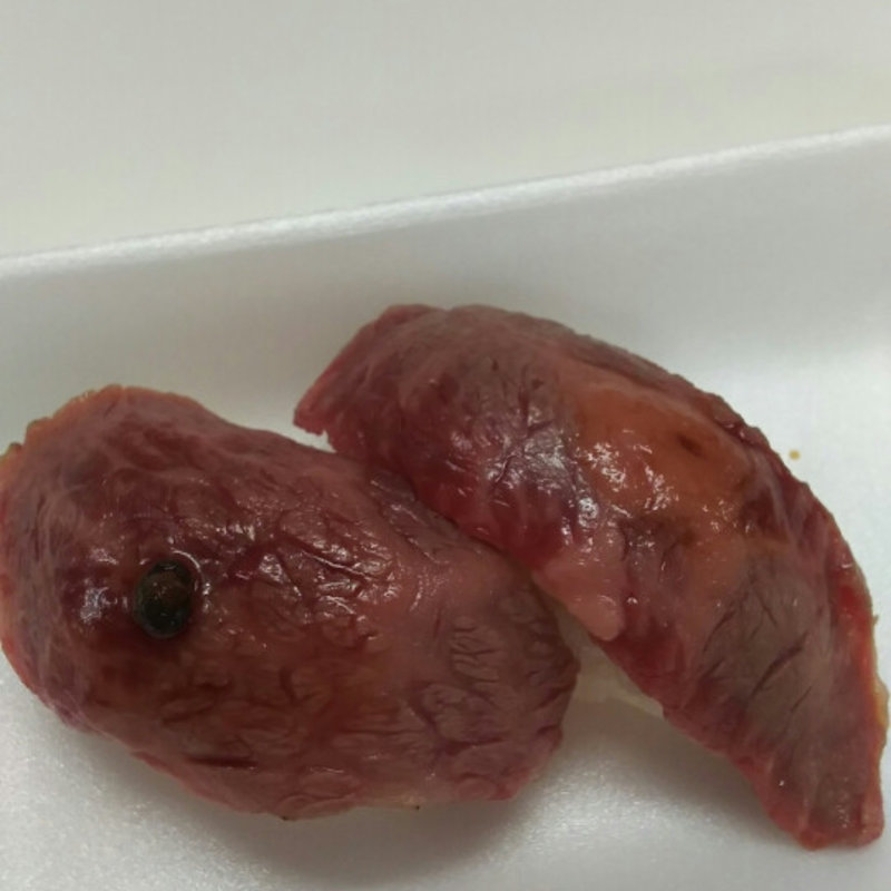 尾崎牛の炙り寿司(和酒飯 くり家)