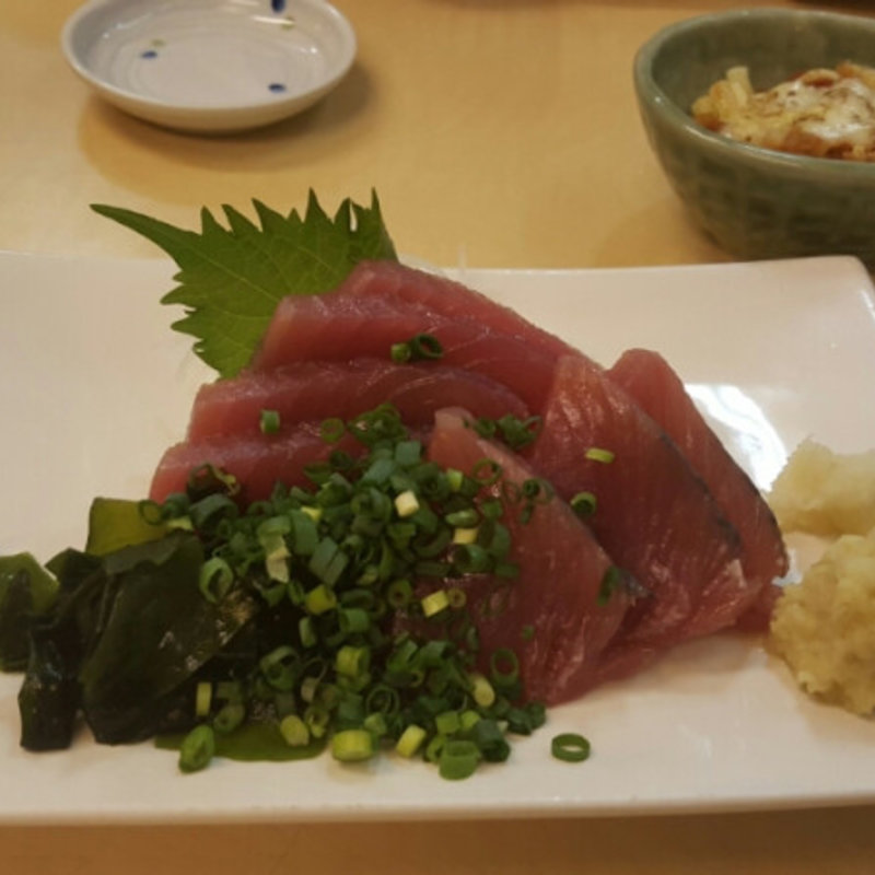 初がつおのお刺身(和食居酒屋 藤喜丸 新川店)