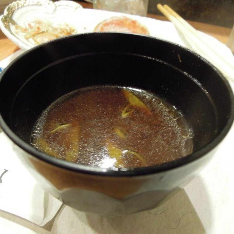 ジュンサイ入りの赤だし(喜多八寿司 )