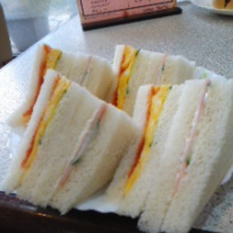 ハムタマゴサンド(サンペイ)