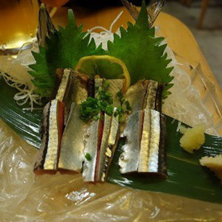 秋刀魚刺し(四季菜)