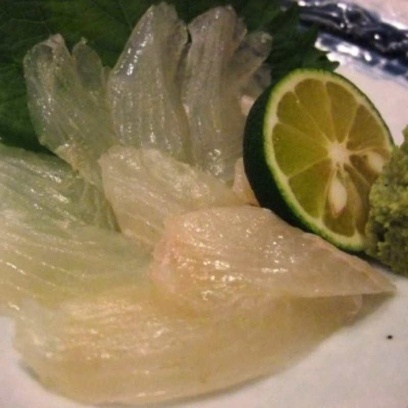 ヒラメの薄造り(卓美亭)