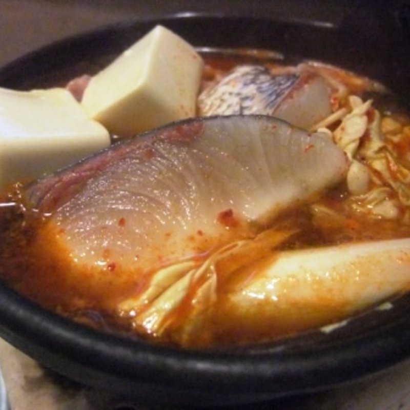 赤いよせ小鍋(卓美亭)