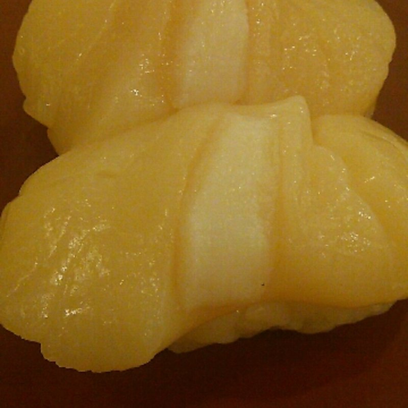 活ホタテ(回転寿司 トリトン 三輪店)