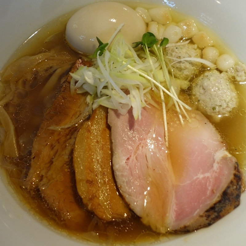 醤油とんこつらーめん(國分ラーメン食堂 )