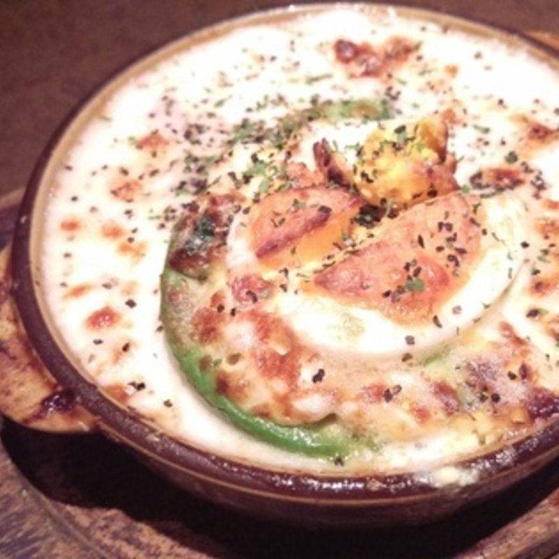 アボガドとモッツァレラのペンネグラタン(土間土間 池袋西口駅前店)