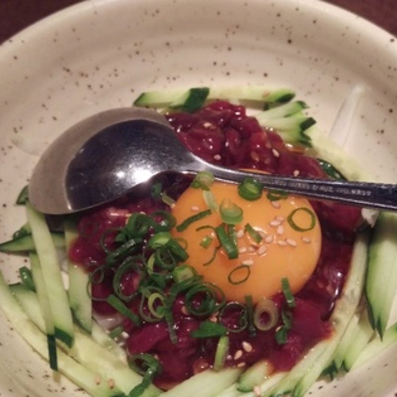 桜ユッケ(土間土間 池袋西口駅前店)