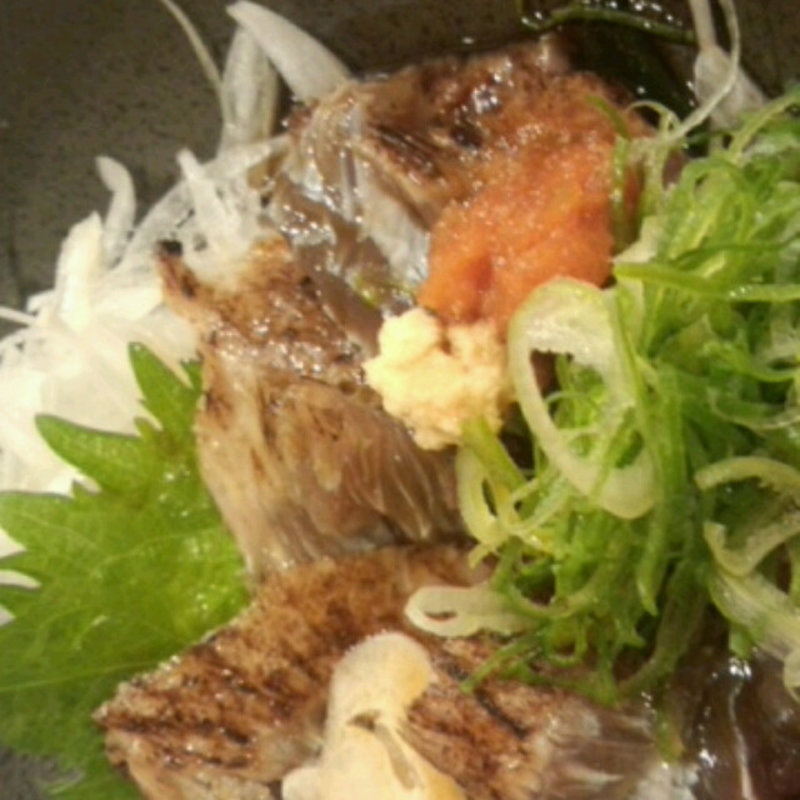 まぐろの頬肉たたき(地魚酒場 魚八商店 京橋店)